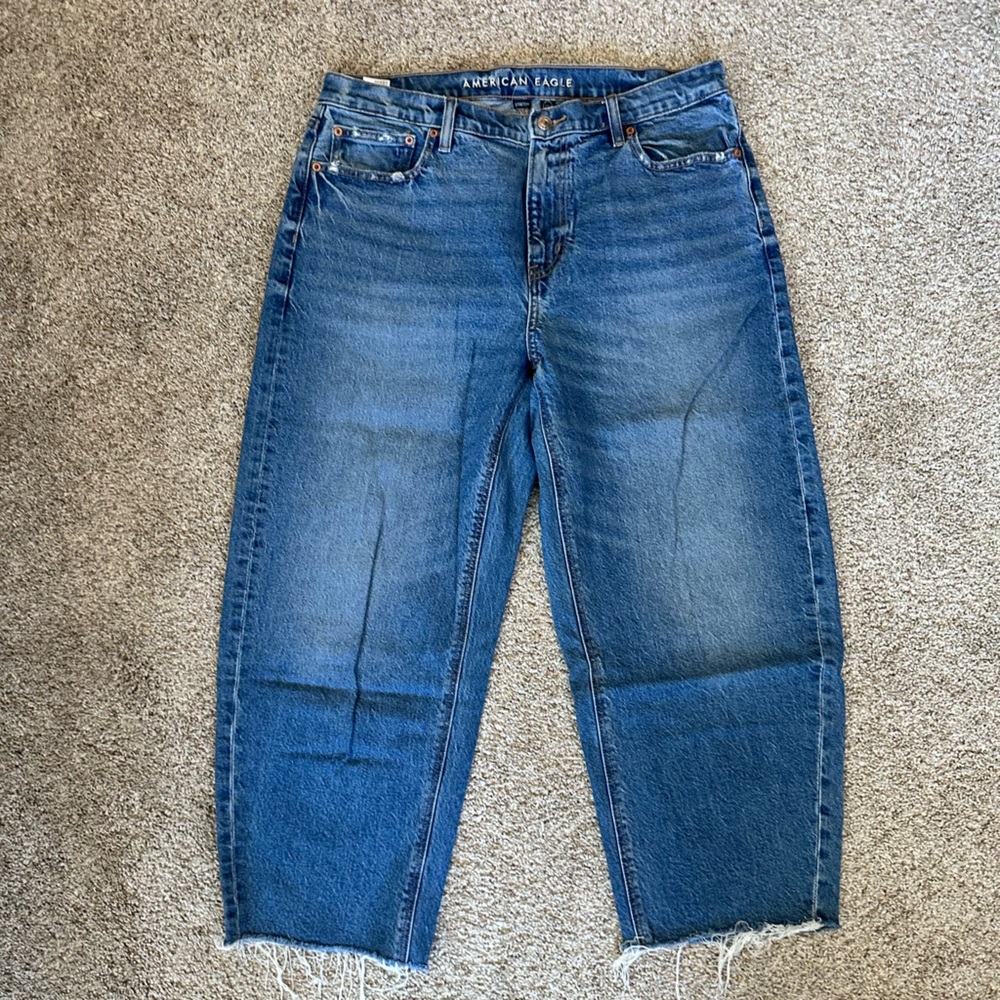 American Eagle Outfitters Barrel Leg Blue Jeans